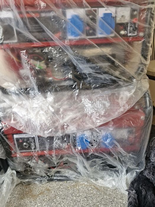 Бензиновый генератор 5.5 кв