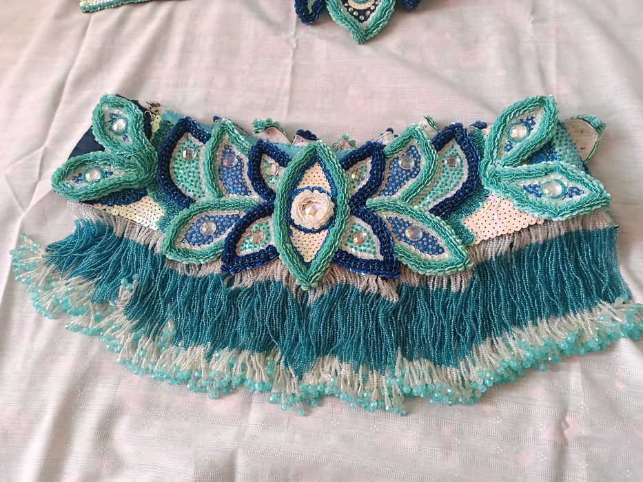 Арабский костюм, 800 000