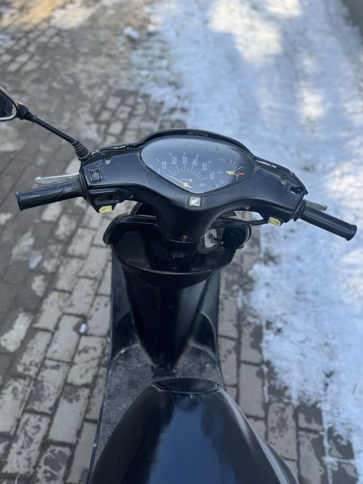 Мопед хонда дио.