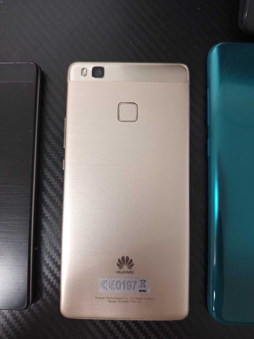 Продават се ЛОТ от смартфони