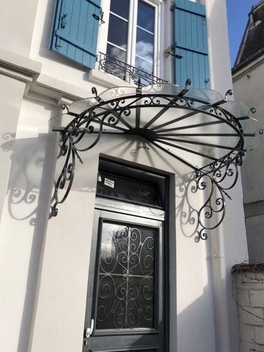 Darvoza naves reshyotka perila