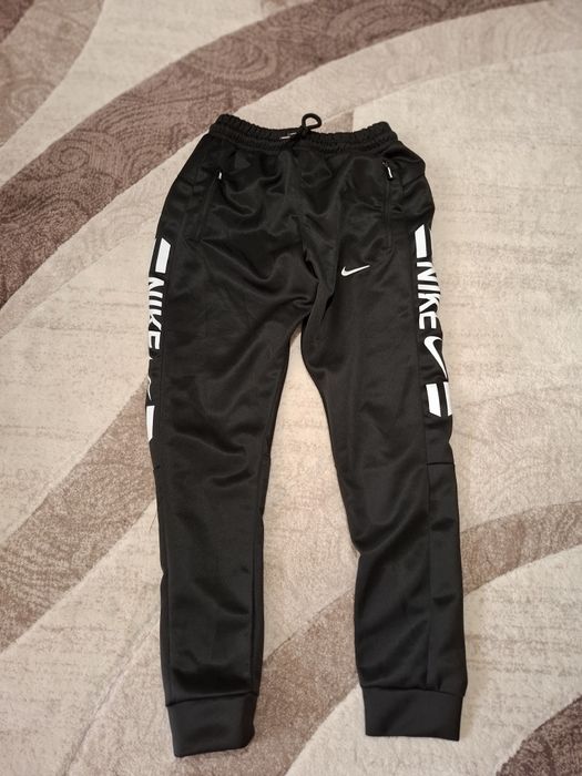 Дамско долнище Nike