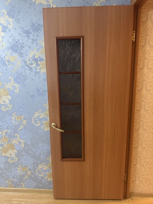 Продам двери межкомнатные б/у