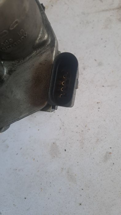 Vand clapeta acceleratie motor 3.0 tdi touareg/a8/a6 c6 /phaeton