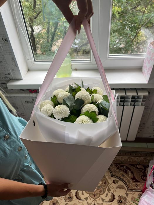 Срочно продам красивый цветок!