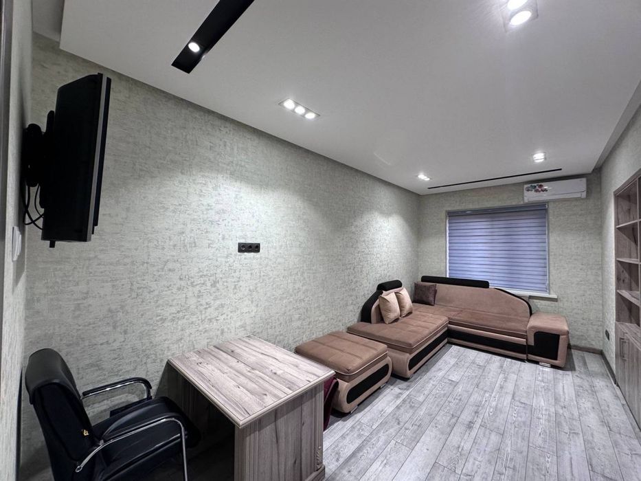 Аренда под офис с мебелью 109 кв.м ор: Ц-6 OFB Caffee isimo У дороги