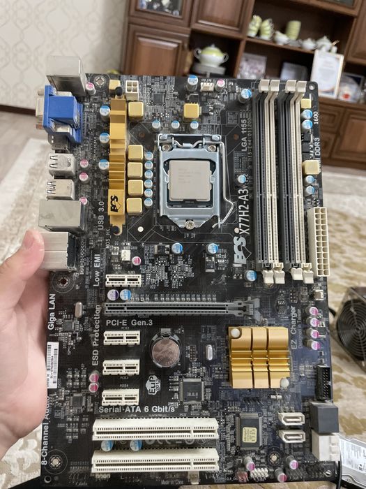 Материнский плата 1155