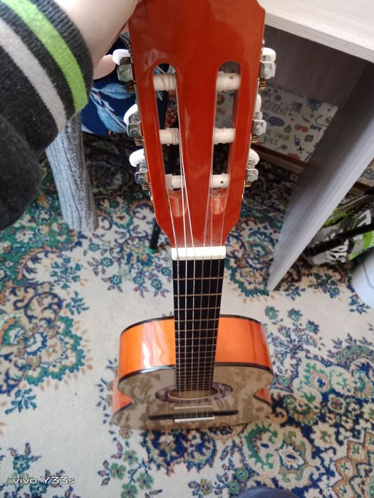 Гитара акустика.для начинающих