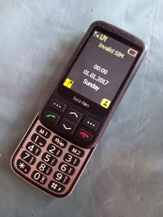 Vând telefon pentru Seniori cu șină
