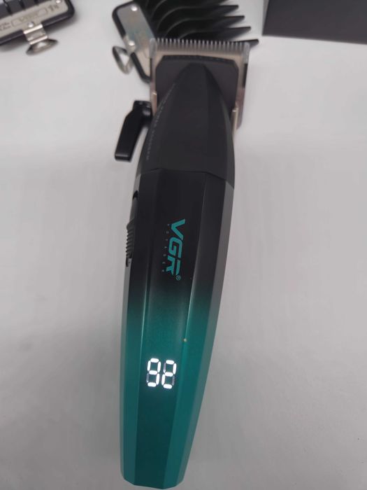 Masina tuns profesionala VGR V-003 9000RPM - Ca Noua