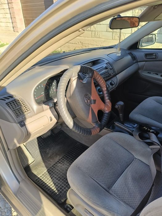 Toyota camry  30