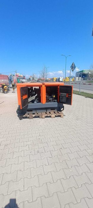 Inchiriez generator de curent 22 kVA