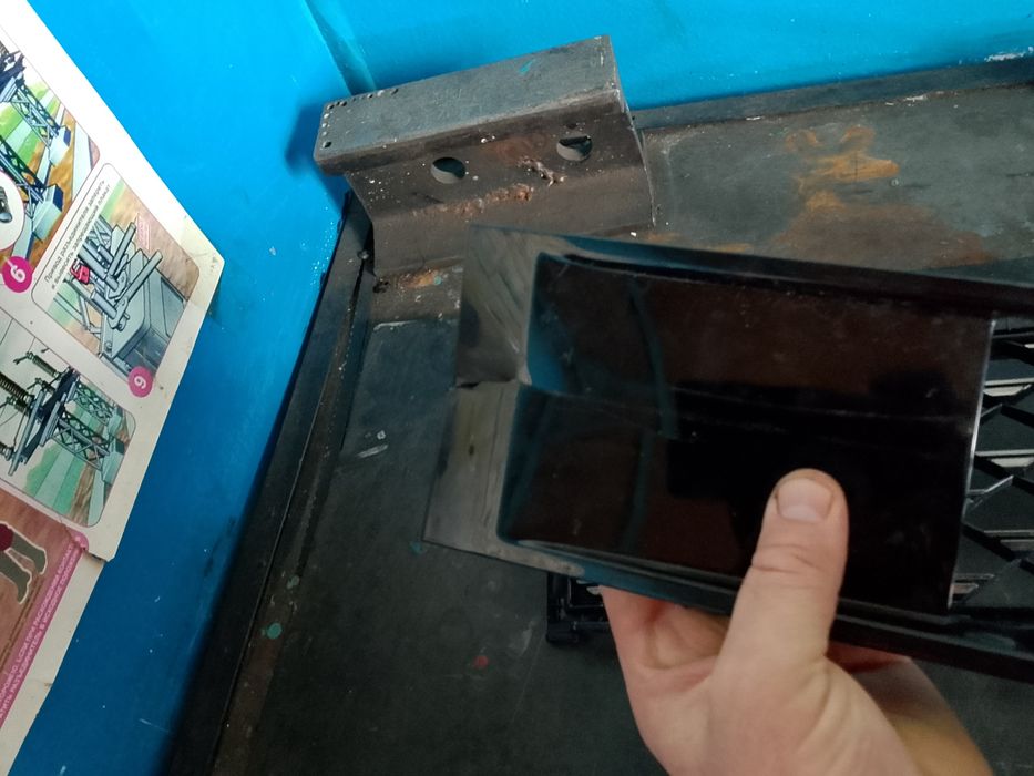 Продам решетку от хендай сантафэ