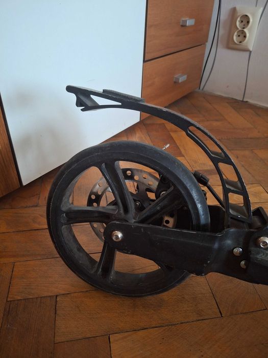 Детска тротинетка до 100 кг.