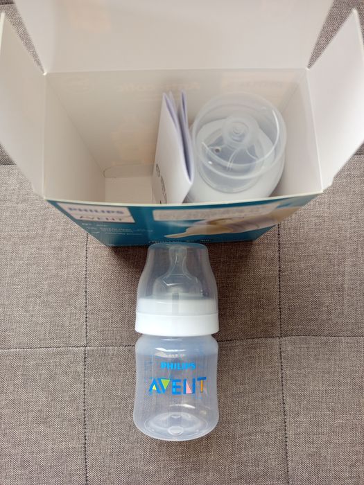 Електрическа помпа Филипс Авент с нови аксесоари и шишета+чаши