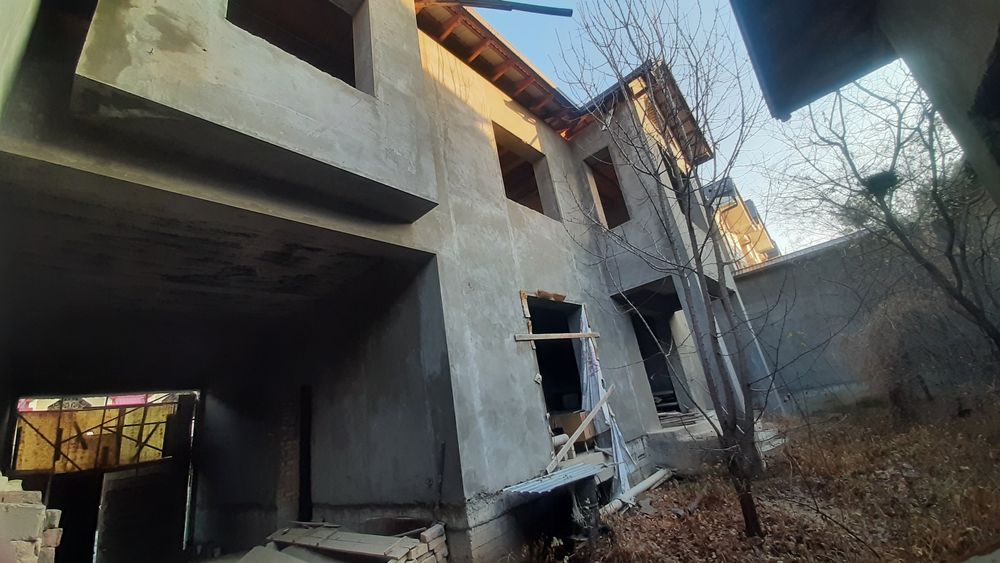 Ipakchilikda uchaska sotiladi 399.000