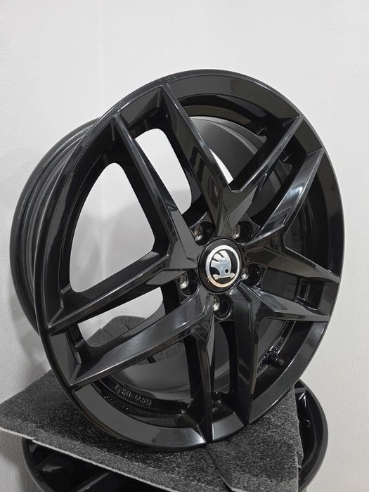 Jante 17 Cupra Formentor VW Passat VW Golf Skoda Octavia Superb Karok 5x112 7.5J et43