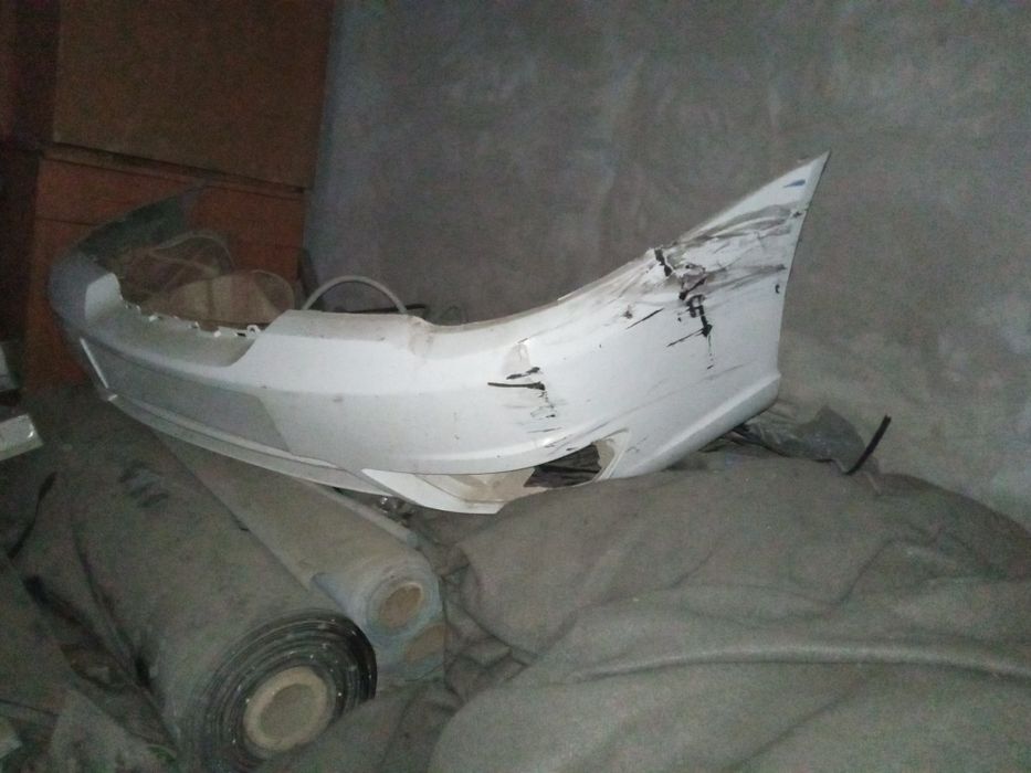 Продам бампер на нексию 2