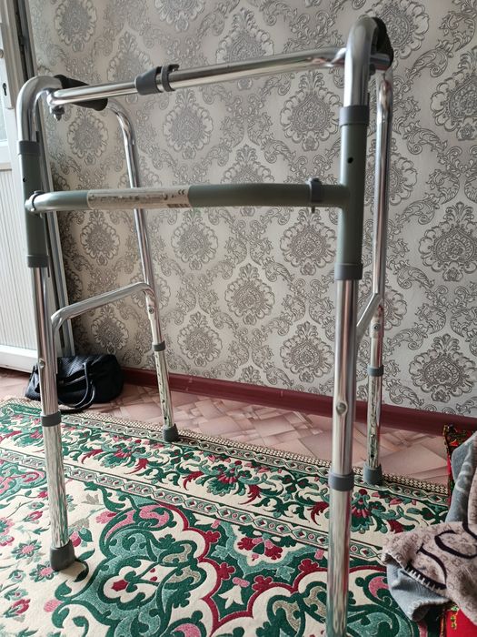 Ходунок для взрослых