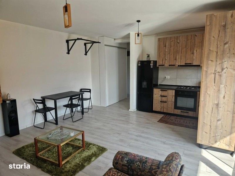 Apartament modern cu 2 camere, balcon și parcare privată – Giroc