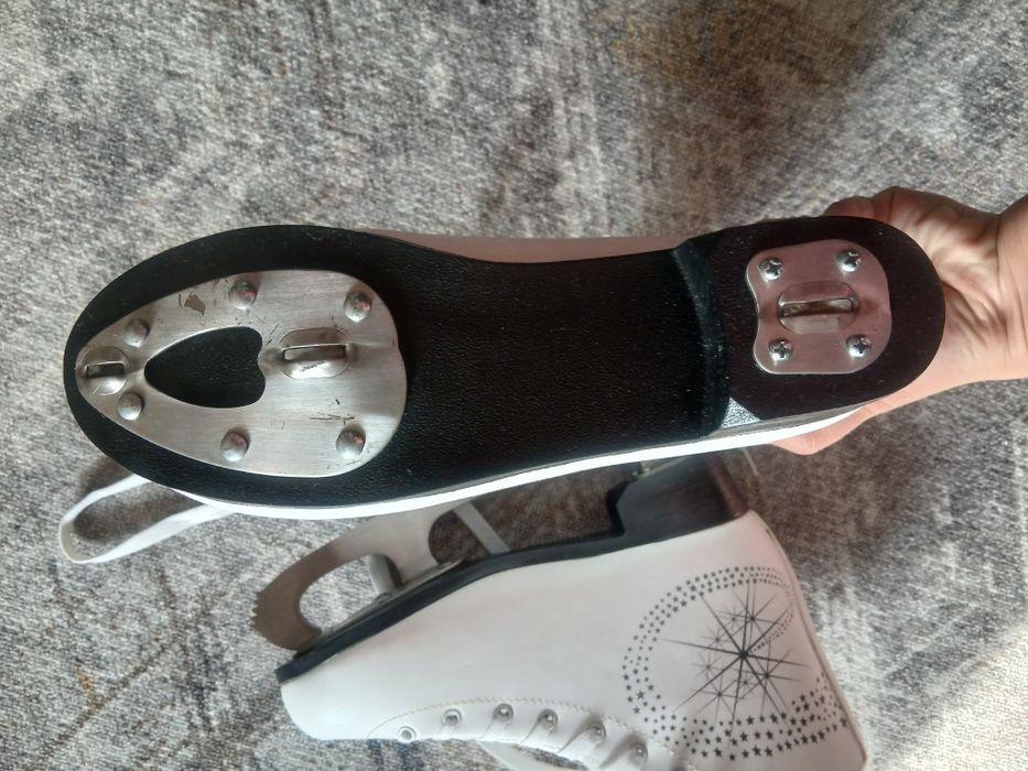 Коньки 39 размер