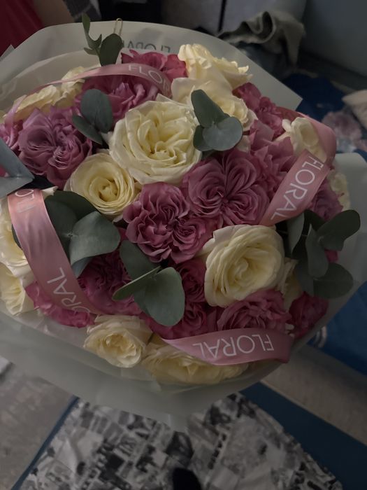 Цветы 31 розы floral