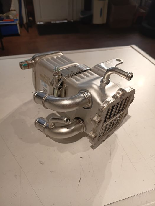 Охладитель к моторо 2.8cummins