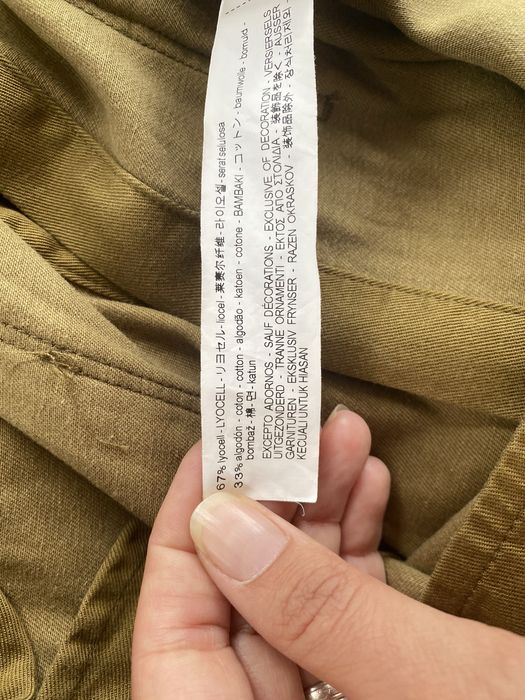 Jacheta army cu patch-uri Zara