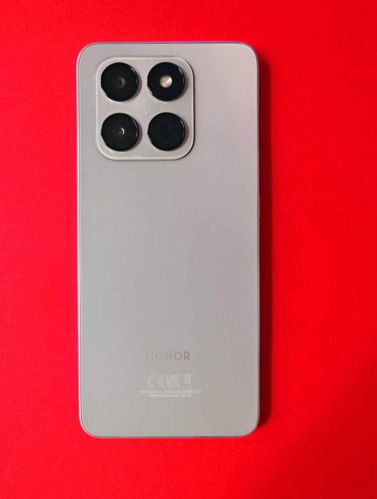 Нов мобилeн телефон HONOR 400 Smart