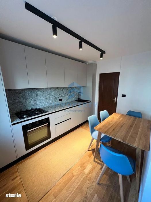 Turda 2 camere renovat cu balcon si prox. metrou