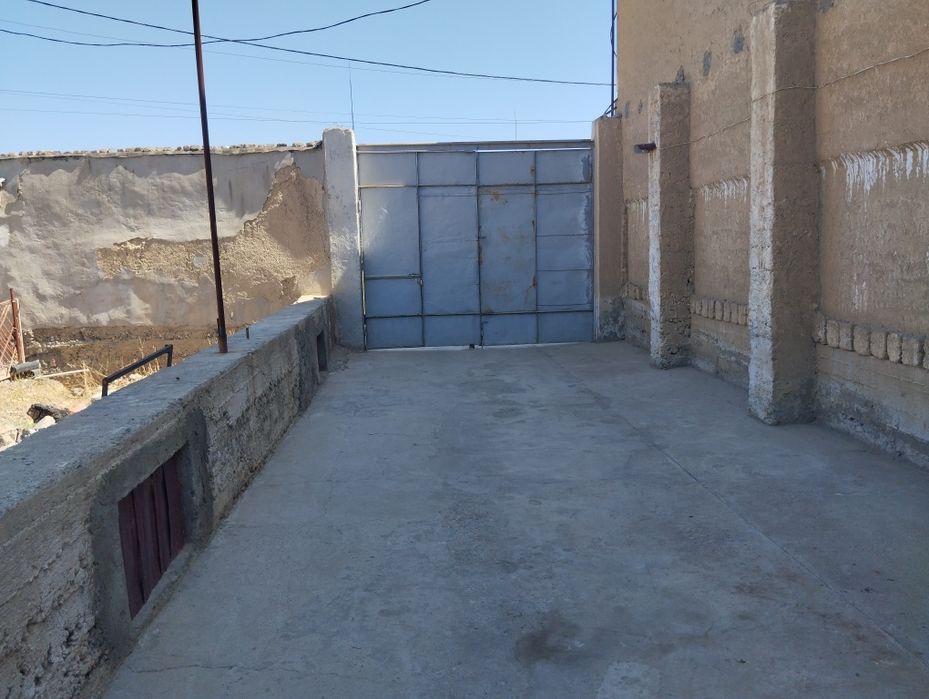 6 sotix hovli 4 sotix zaxvati bor Rohat postidan kirganda Majnuntol