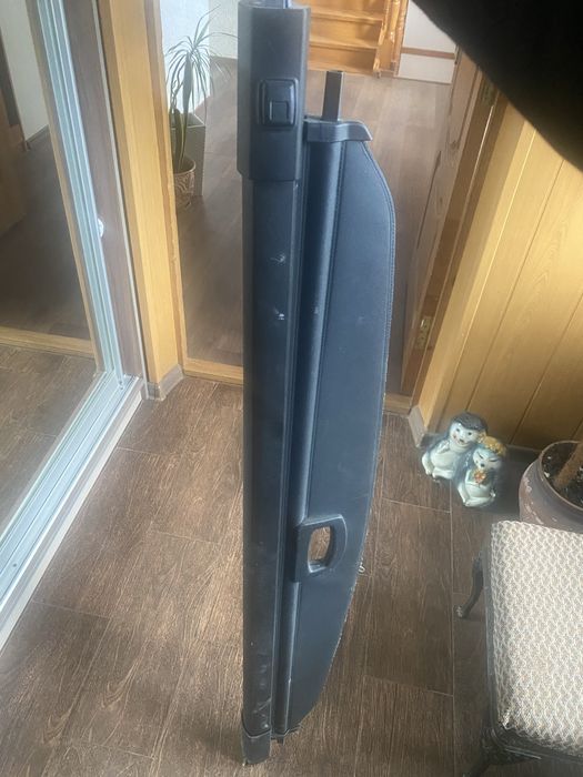 Продается шторка багажника от Mercedes Ml 350