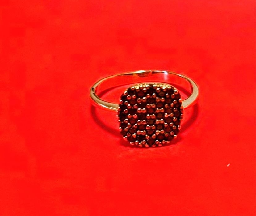 Inel cu zirconia negre