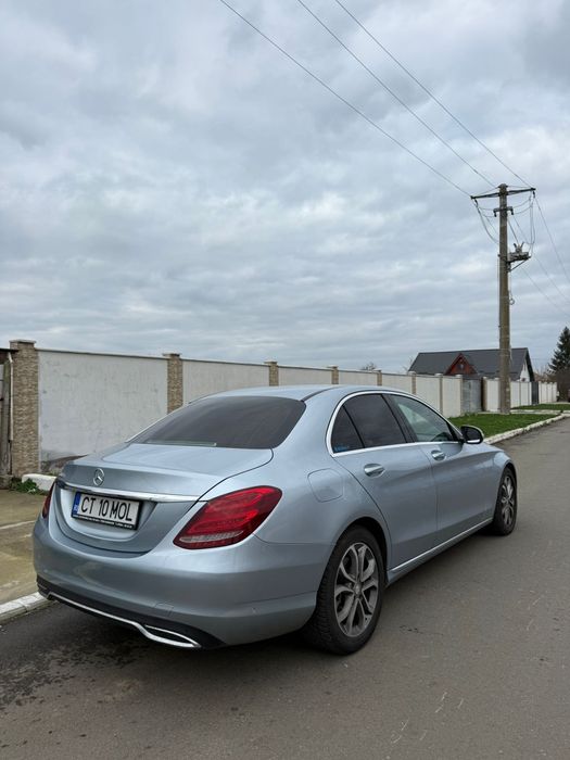 Mercedes C 300H hybrid