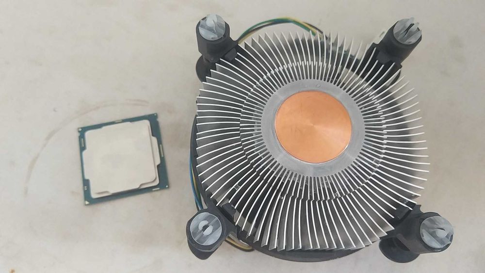 Процессор Intel Core i5-7500 (LGA1151)+кулер intel