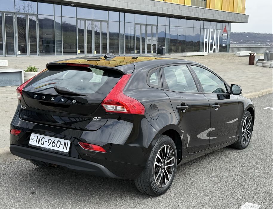 Volvo V40 2 litri euro 6 Facelift 2017