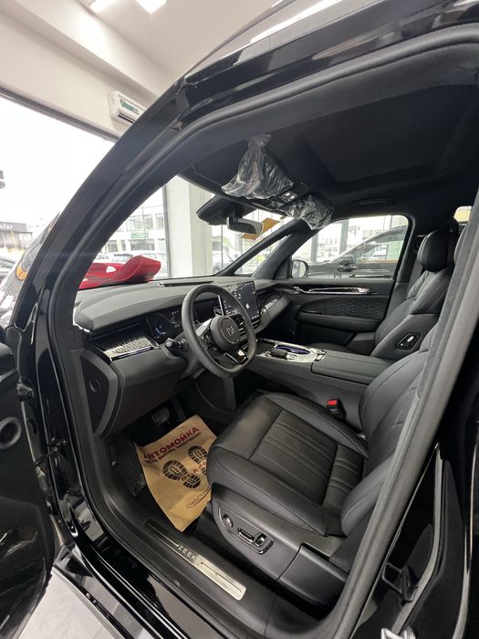 Zeekr 009 full 700 km