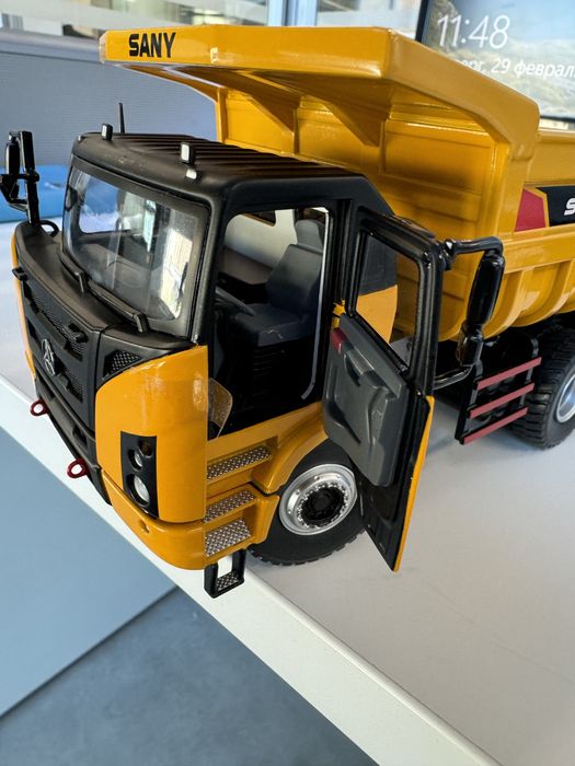 Модель Самосвала 1 к 35