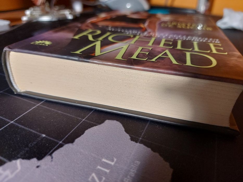 Carte Young Adult - Tristeti de sucub - Richelle Mead