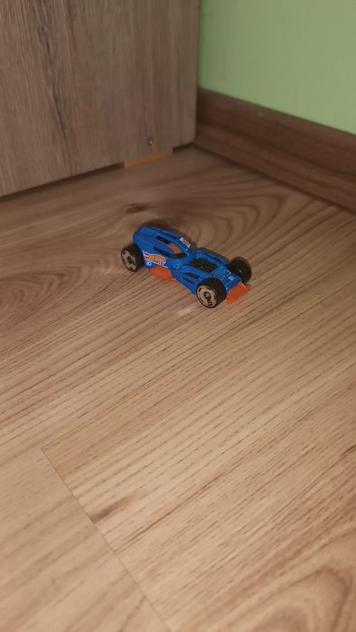 Hot wheels колички