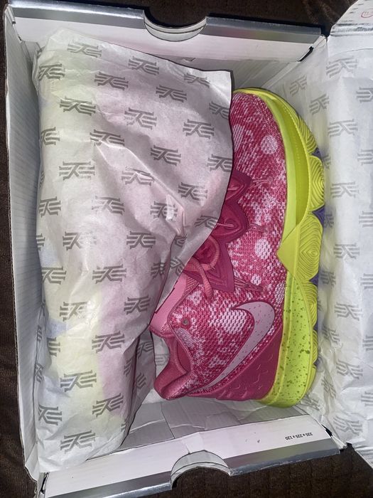 Баскетбольный кроссовки KYRIE 5