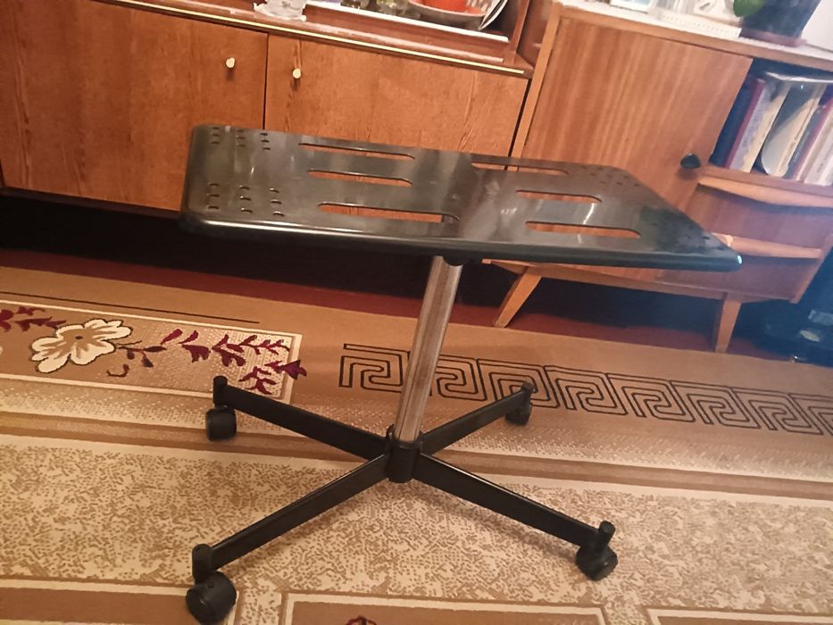 Подставка для телевизора