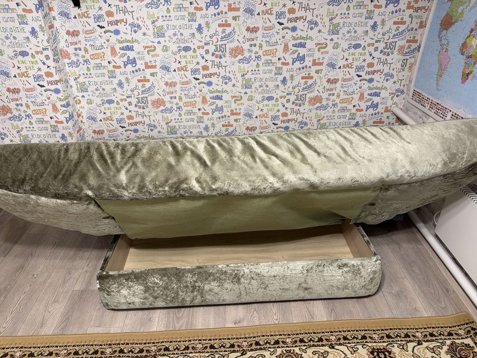 Продам диван клик кляк
