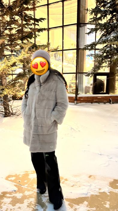 Продам норковую шубу