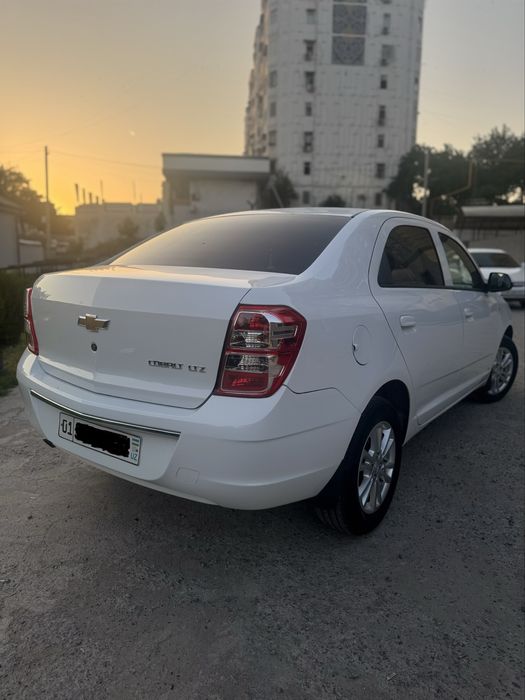 Chevrolet Cobalt 2025 — 4