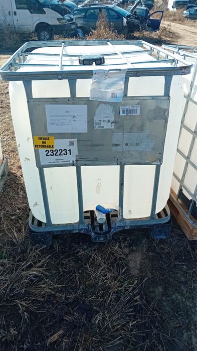 Bazine de 1000 de litrii