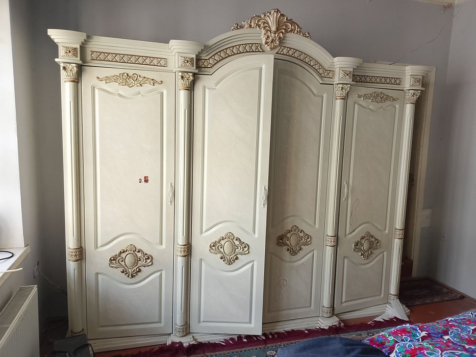 Мебель спальни трюмо