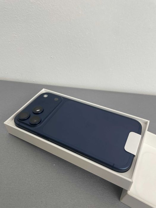 Нов iPhone 17 Pro Max 256GB с гаранция