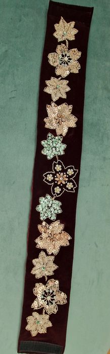 Brâu tradițional cusut de mână