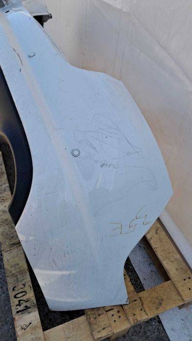bara spate cu locas pentru senzori parcare Jaguar XF an 2014